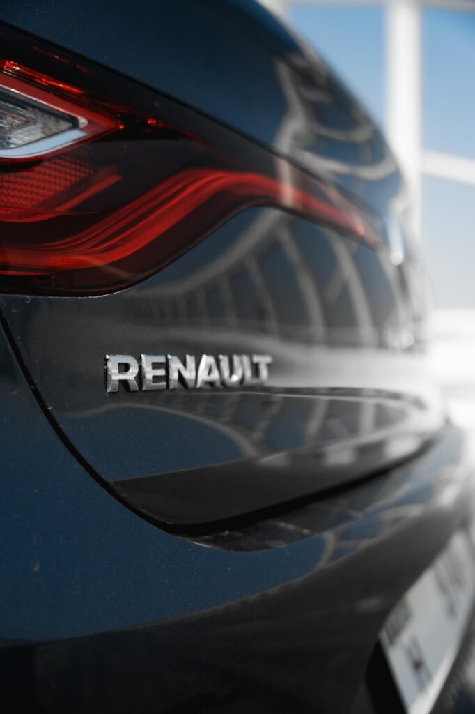 Rent a Renualt Megane 2023